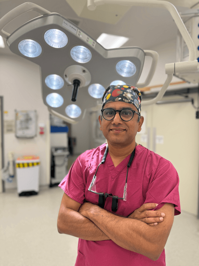 Mr Shahme Farook - Consultant Oral & Maxillofacial Surgeon