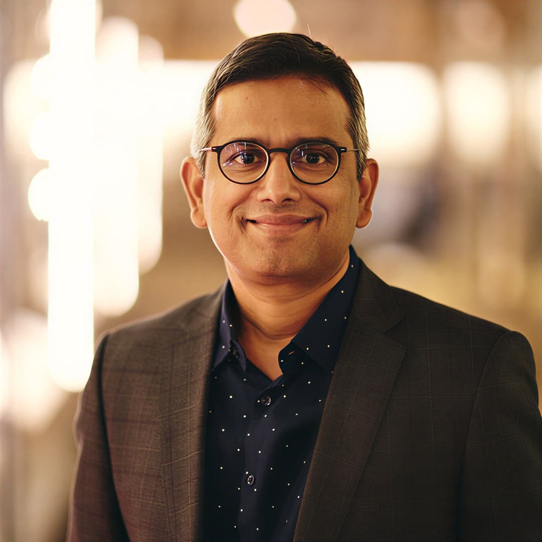 Mr Shahme Farook - Consultant Oral & Maxillofacial Surgeon